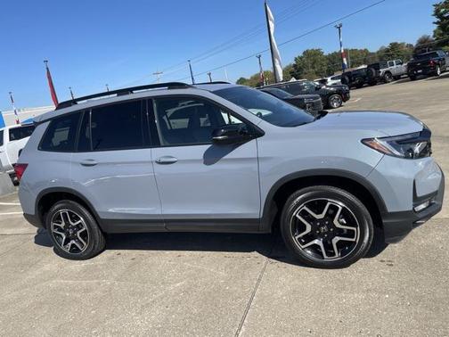 2023 Honda Passport AWD Elite