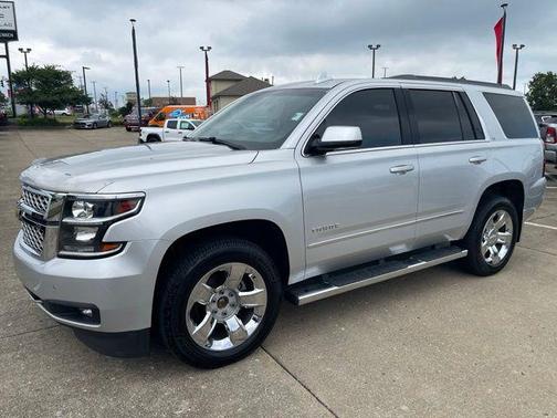 Silver Ice Metallic 2017 Chevrolet Tahoe LT