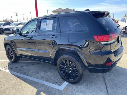 2020 Jeep Grand Cherokee Altitude