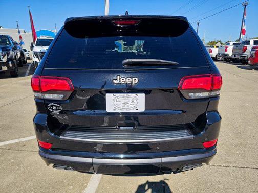 Diamond Black Crystal Pearlcoat 2018 Jeep Grand Cherokee High Altitude