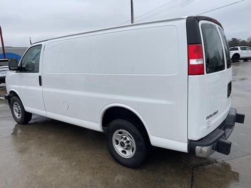 2024 GMC Savana 2500 Work Van