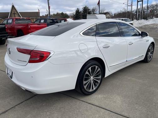 2017 Buick LaCrosse Essence