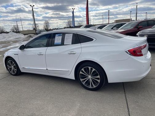 2017 Buick LaCrosse Essence