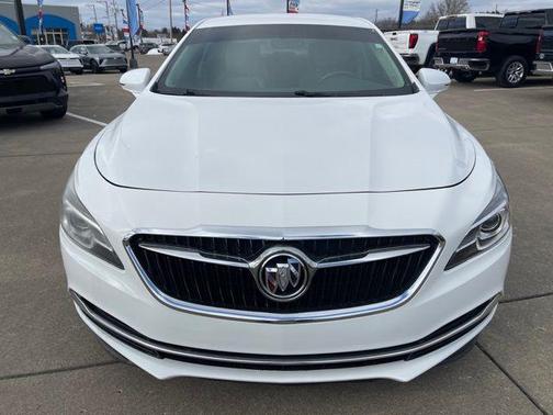 2017 Buick LaCrosse Essence