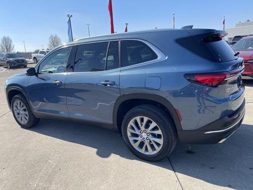 2025 Buick Enclave Preferred FWD