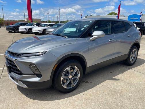 Sterling Gray Metallic 2025 Chevrolet Blazer 2LT