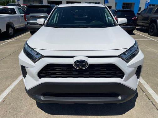 Ice Cap 2023 Toyota RAV4 LE