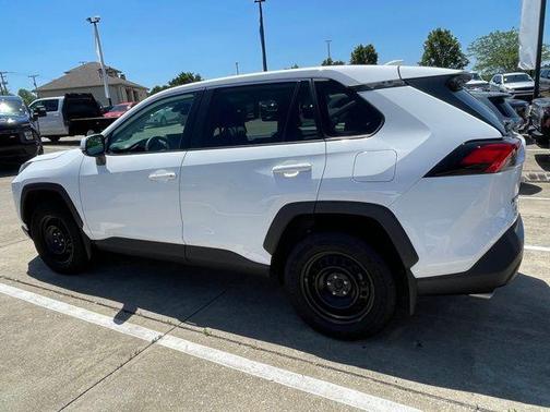 Ice Cap 2023 Toyota RAV4 LE