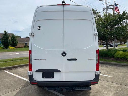 Arctic White 2025 Mercedes-Benz Sprinter 2500 Standard Roof