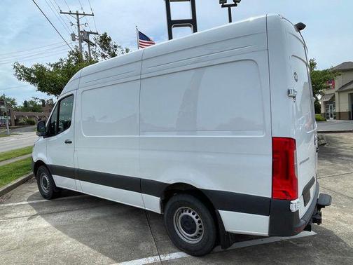 Arctic White 2025 Mercedes-Benz Sprinter 2500 Standard Roof