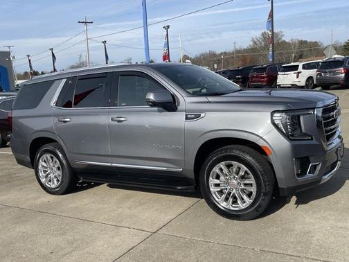 2022 GMC Yukon SLT