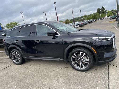 2025 INFINITI QX60 Luxe