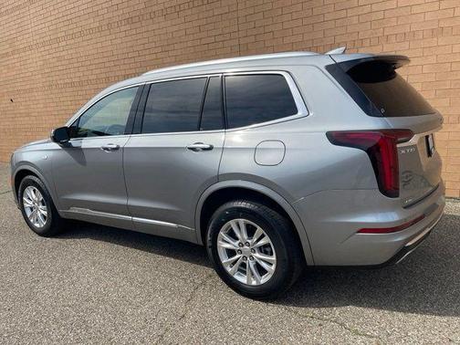 Argent Silver Metallic 2024 Cadillac XT6 Luxury AWD