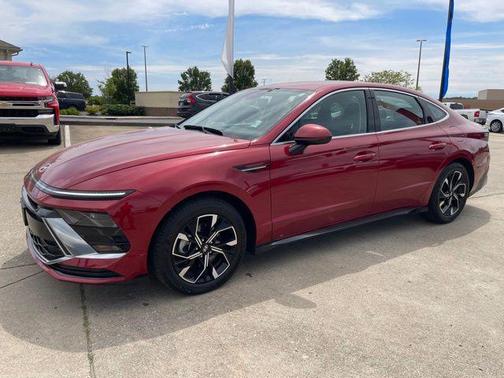 Ultimate red 2025 Hyundai SONATA SEL