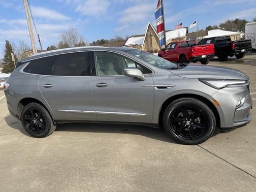 2024 Buick Enclave Essence AWD