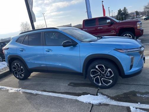 2025 Chevrolet Trax FWD 2RS