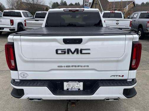 2024 GMC Sierra 1500 AT4