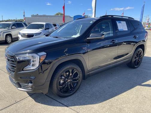 2022 GMC Terrain SLT