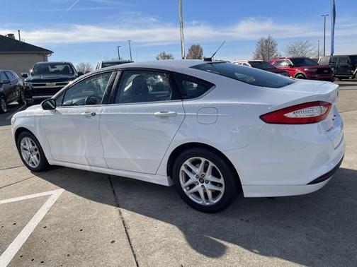 2014 Ford Fusion SE