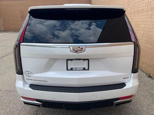 Crystal White Tricoat 2023 Cadillac Escalade Premium Luxury