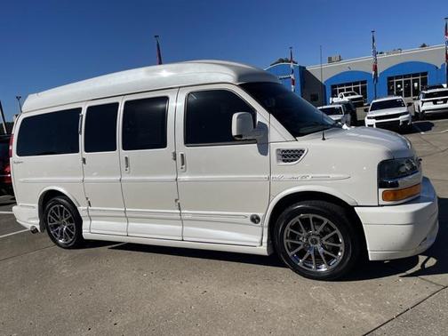 2013 Chevrolet Express 1500 LT