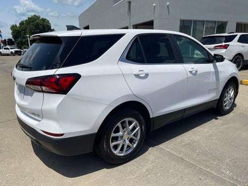 Summit White 2022 Chevrolet Equinox 1LT