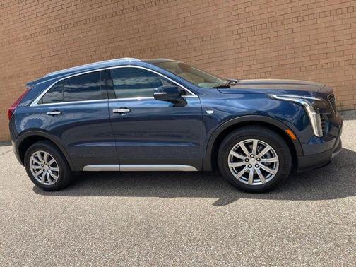 Twilight Blue Metallic 2021 Cadillac XT4 Premium Luxury