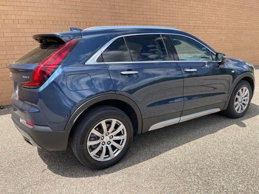 Twilight Blue Metallic 2021 Cadillac XT4 Premium Luxury