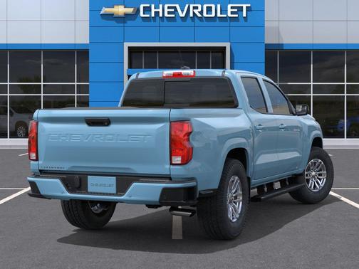 Snowdrift Metallic 2026 Chevrolet Colorado LT