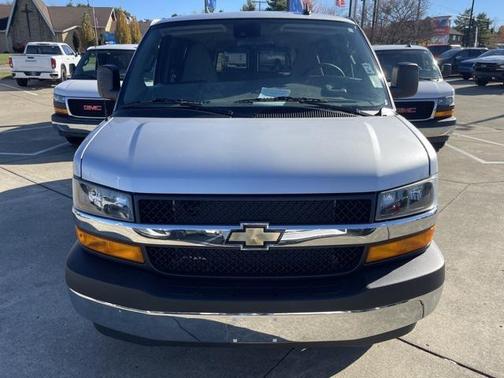 2024 Chevrolet Express 2500 RWD 2500 Regular Wheelbase LT