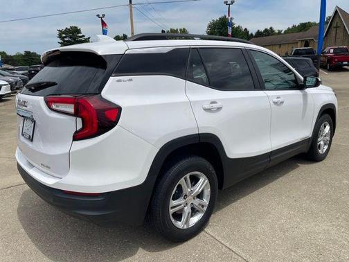 Summit White 2022 GMC Terrain SLE