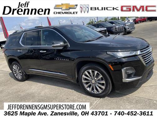 Mosaic Black Metallic 2023 Chevrolet Traverse Premier