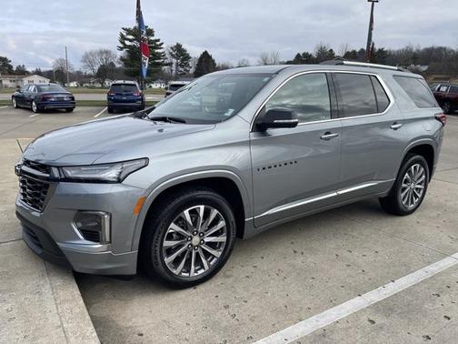 2023 Chevrolet Traverse Premier