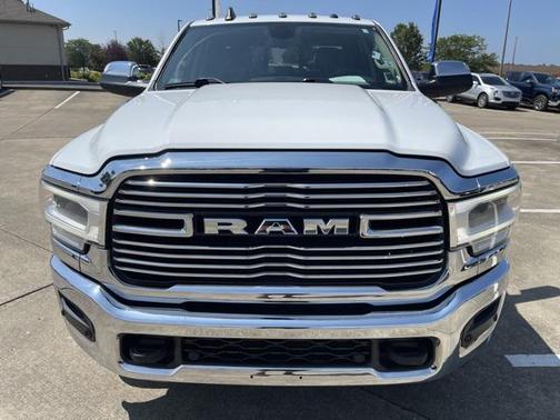 2022 RAM 2500 Laramie Crew Cab 4x4 6'4' Box