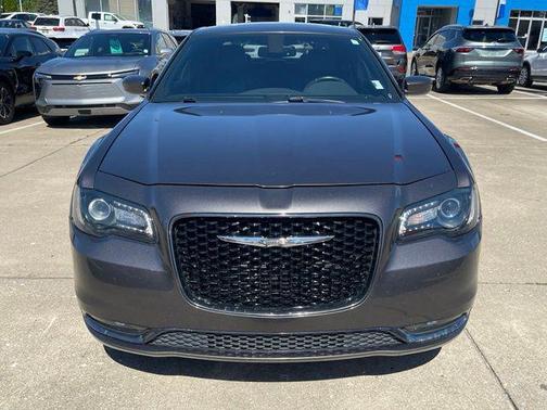 Granite Crystal Metallic Clearcoat 2016 Chrysler 300 S