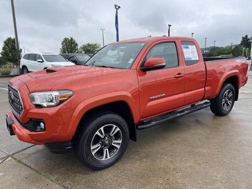 2018 Toyota Tacoma TRD Sport