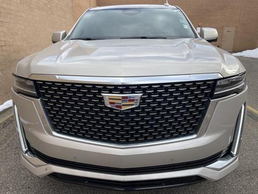 2022 Cadillac Escalade Premium Luxury