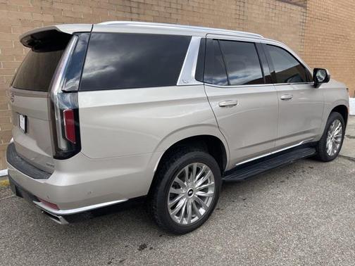 2022 Cadillac Escalade Premium Luxury