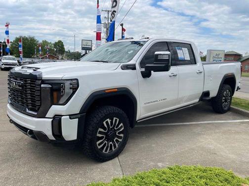 White Frost Tricoat 2024 GMC Sierra 3500 Denali