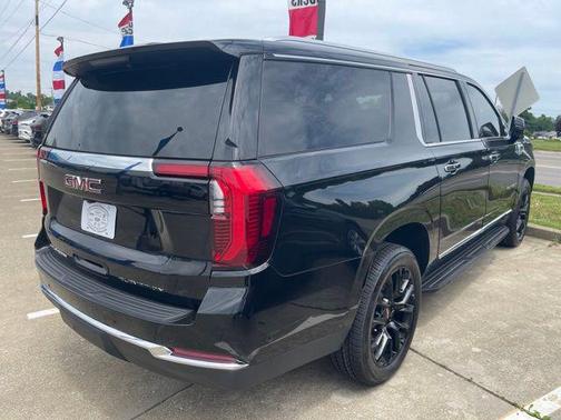 Onyx Black 2025 GMC Yukon XL 4WD Elevation