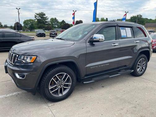 Granite Crystal Metallic Clearcoat 2019 Jeep Grand Cherokee Limited