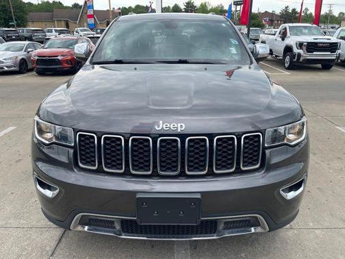 Granite Crystal Metallic Clearcoat 2019 Jeep Grand Cherokee Limited