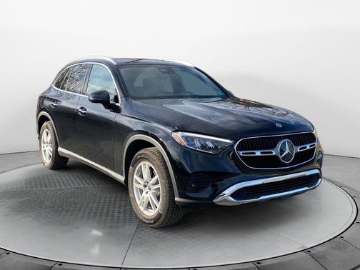 2025 Mercedes-Benz GLC 300 