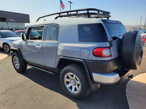 2014 Toyota FJ Cruiser Base