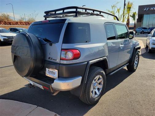 2014 Toyota FJ Cruiser Base