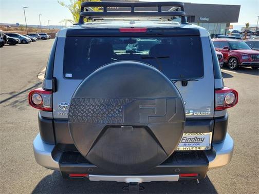 2014 Toyota FJ Cruiser Base