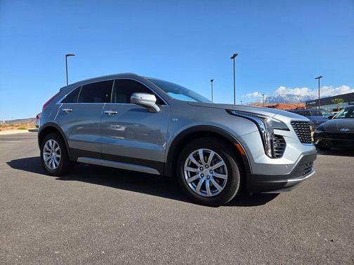 Argent Silver Metallic 2023 Cadillac XT4 Premium Luxury