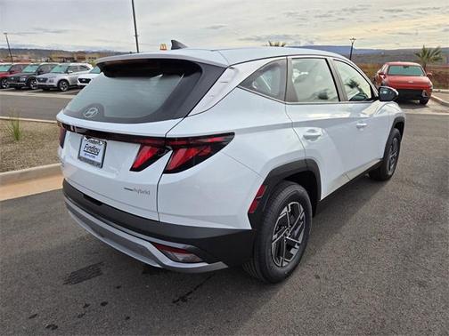 2026 Hyundai TUCSON Hybrid Blue SE