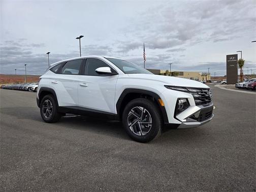 2026 Hyundai TUCSON Hybrid Blue SE