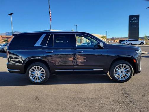 2022 Cadillac Escalade Premium Luxury